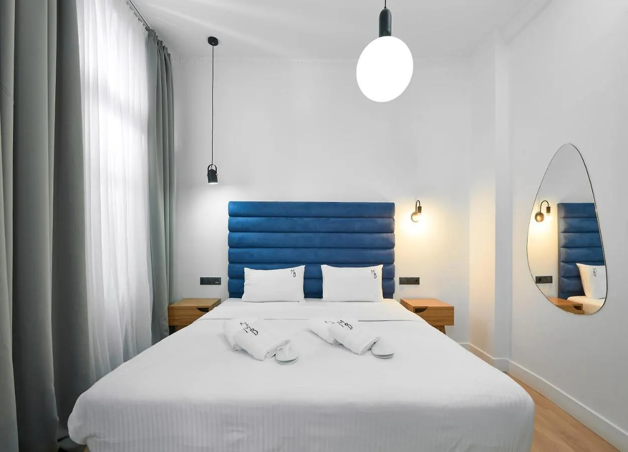 The Maroon Bottle Luxury Suites Thessaloniki